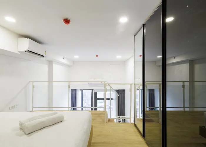 Rama9 Duplex Near Train Market Rca Free Pool Gym Апартаменты *